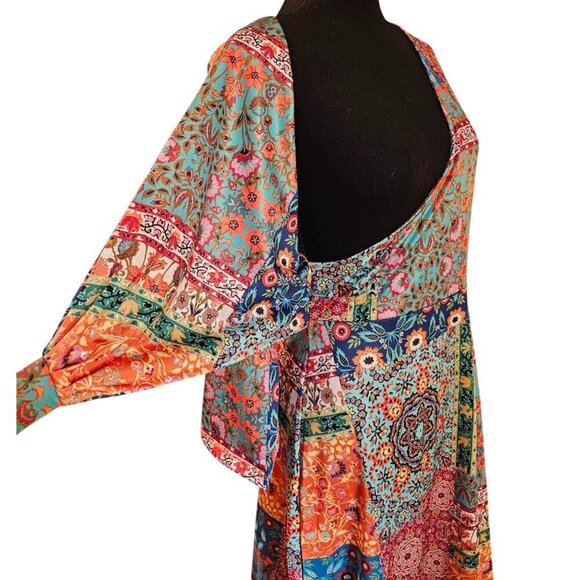 Sunny Leigh Hobo Patchwork Floral Wrap Silhouette Dress Lightweight and Smooth M - Picture 5 of 7